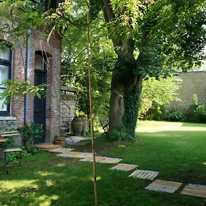 Au Coeur Du Jardin Rijsel